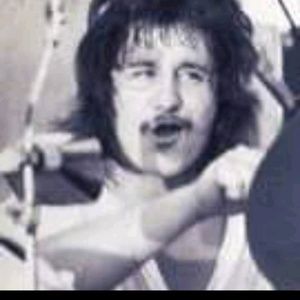 Meet your Posher, Bob